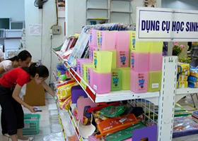 Học tập, chia sẻ kinh nghiệm với Tổng công ty Điện lực Miền Trung